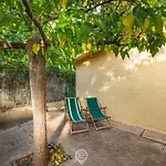 Casa Anna - Steps To *