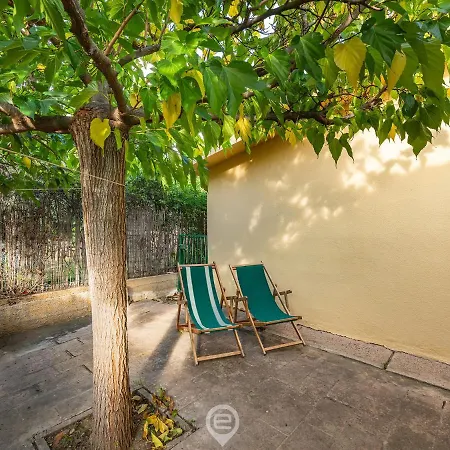 Casa Anna - Steps To *